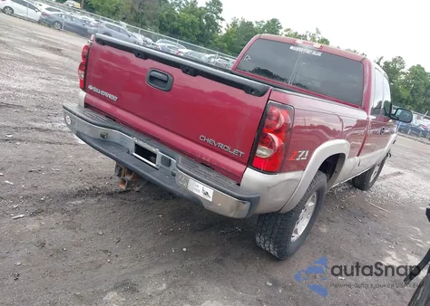 2005 Chevrolet Silverado 1500 Z71 из США, поврежденный, VIN 1GCEK19Z55Z260338